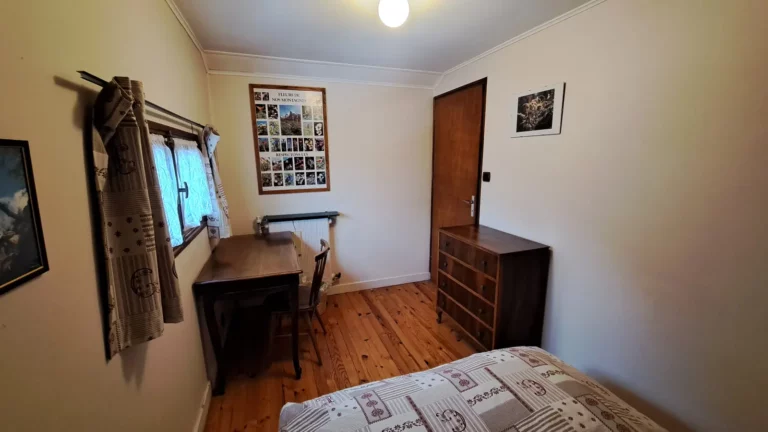 Chambre double, coin bureau