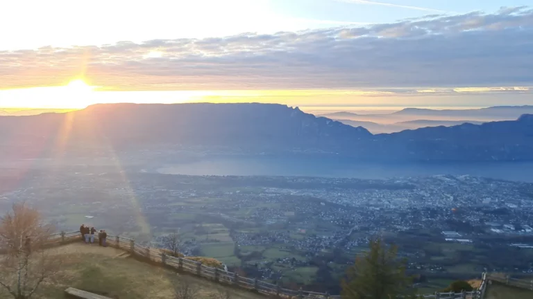 Le lac du Bourget en fin d'automne